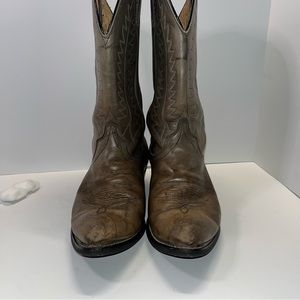 Wrangler Men’s gray leather cowboy boots. Size 10D